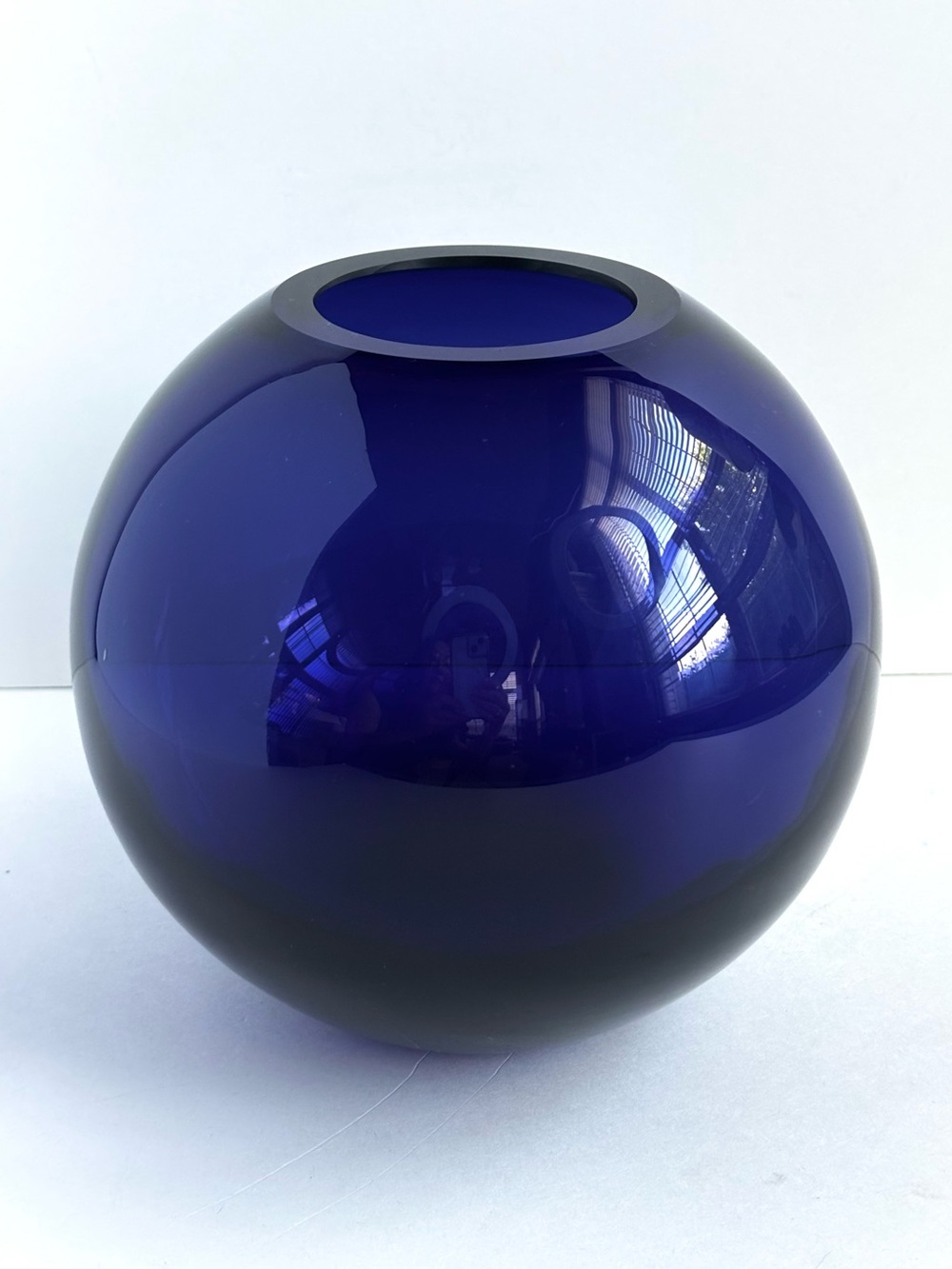Crate&Barrel Cobalt Blue Heavy Art Glass Sphere Orb Vase 5”